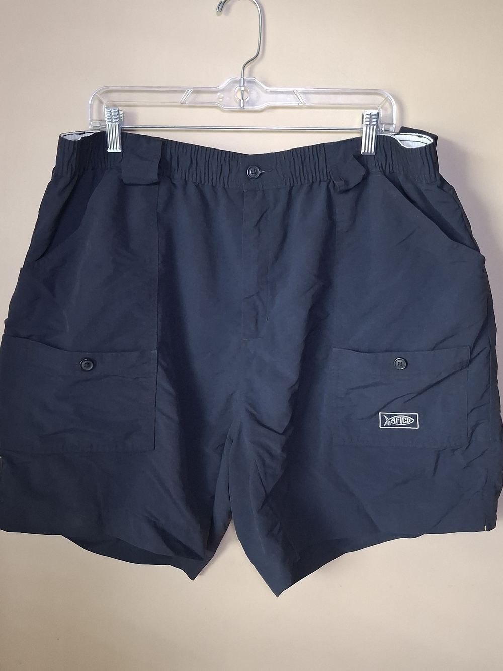 AFTCO Men's Black Cargo Fishing Shorts; Size 42